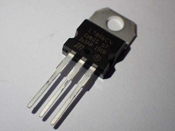 L7806CV, Positive adjustable voltage regulator, TO-220