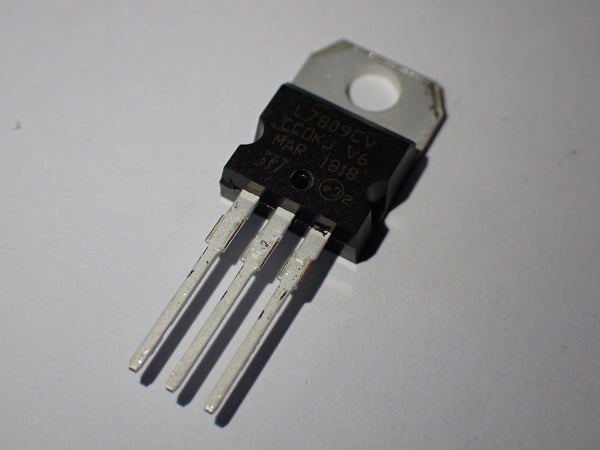 L7809CV, Positive adjustable voltage regulator, TO-220