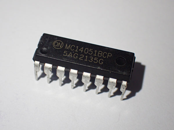 MC14051BCP, 14051B, Analog Multiplexers / Demultiplexer SOIC-16