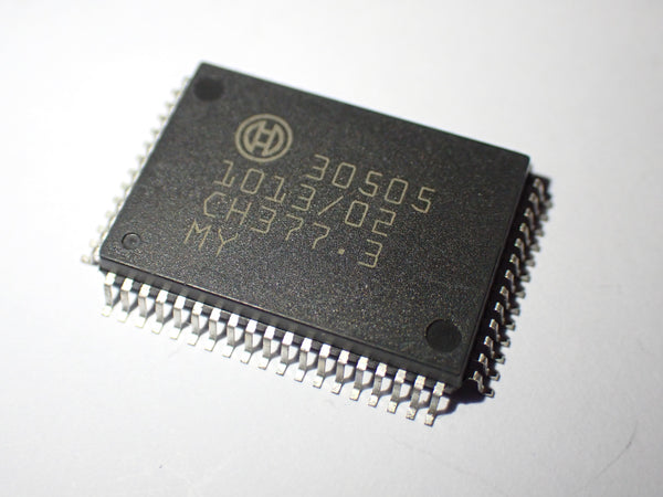 30505 BOSCH Processor Microcontroller Automotive IC - QFP64