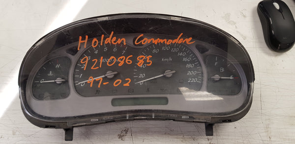 Holden Commodore  97-02