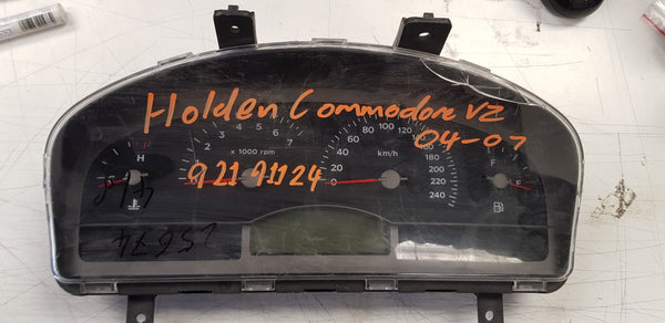Holden Commodore VZ 04-07