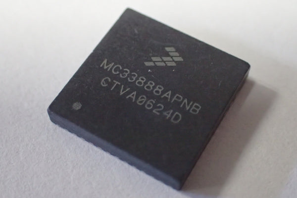 MC3388APNB Freescale Quad High-Side and Octal Low-Side Switch for Automotive