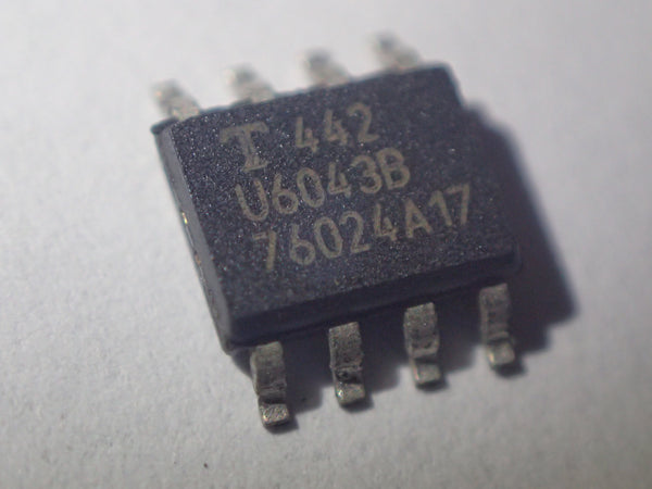 U6043B, automotive relay flasher IC, SOIC-8