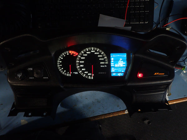 Honda ST1300 Instrument cluster color change back lighting