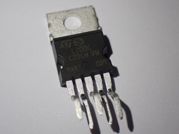 L200C, 5V 1.5A, voltage regulator, TO-220-3