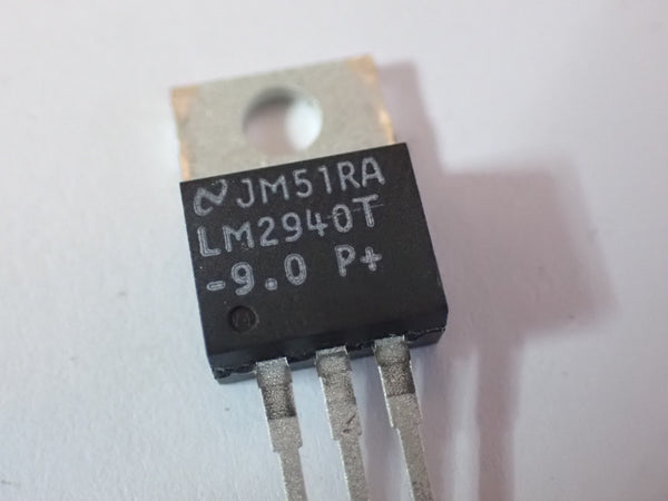 LM2940T, Linear Voltage Regulator IC Positive Fixed 1 Output 1A, TO-220-3