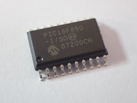 PIC16F690, 20-Pin Flash-Based, 8-Bit CMOS Microcontroller, Automotive IC, SOIC-20