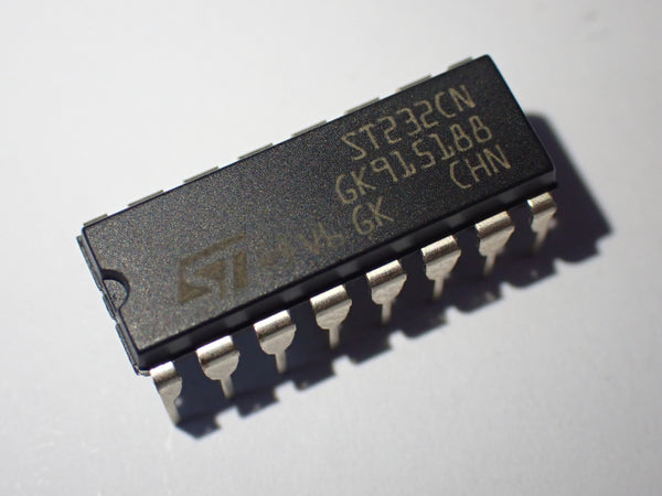 Maxim MAX238CNG 5V Multicanale RS-232 Driver Ricevitore Maxim MAX238CNG 5V Multicanale RS-232 Driver Ricevitore