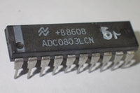 +B8608, ADC080 3L CN Analog to digital converter IC DIP20